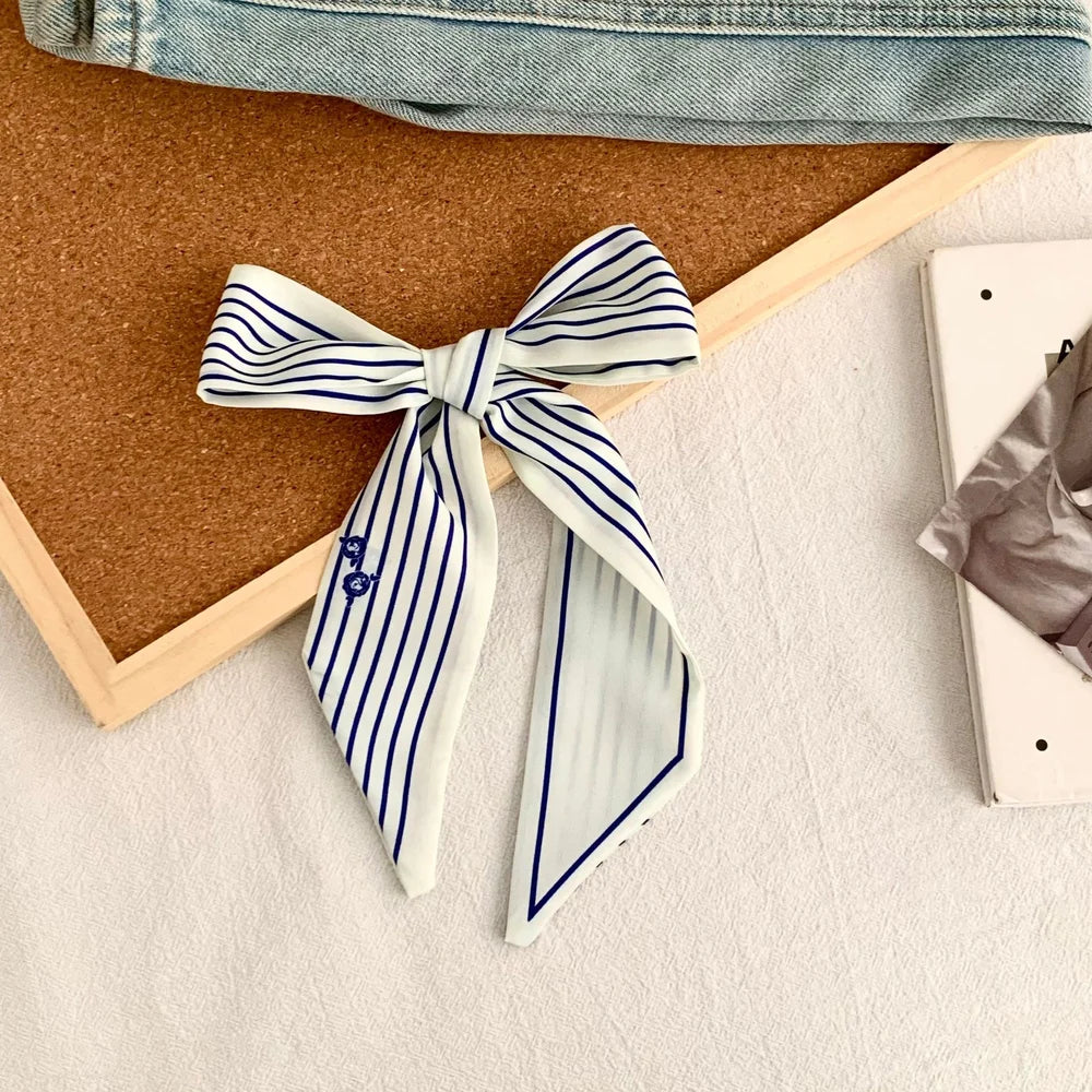 Klassieke Blauwe Gestreepte Zomer Bandana