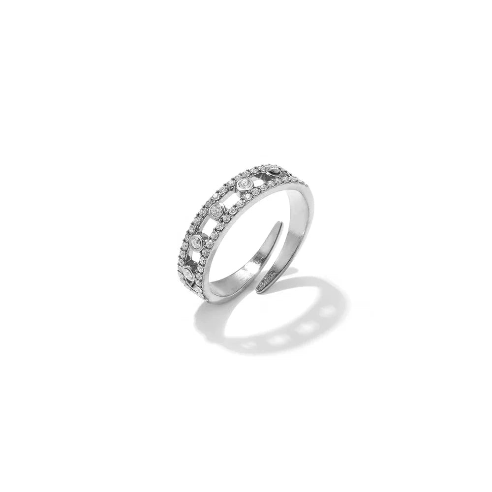 Dubbele rij ring met steentjes