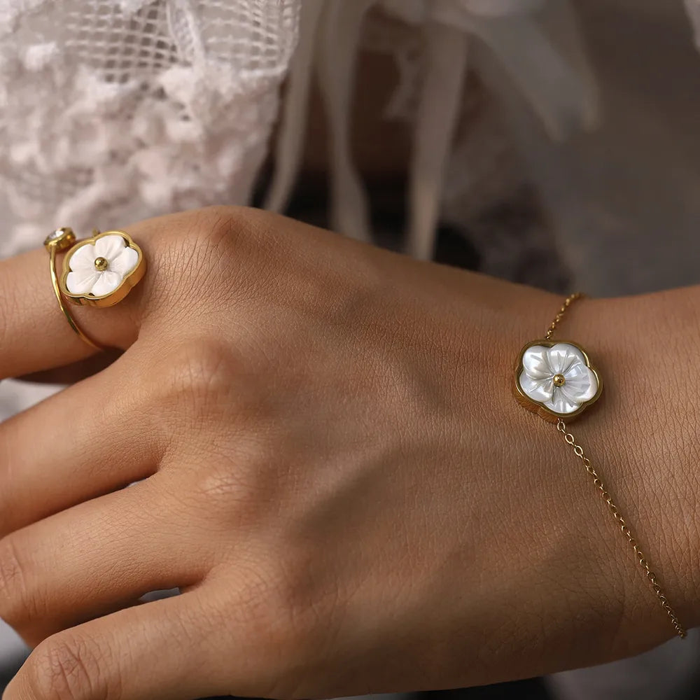 Romantische goud-witte bloem Ring